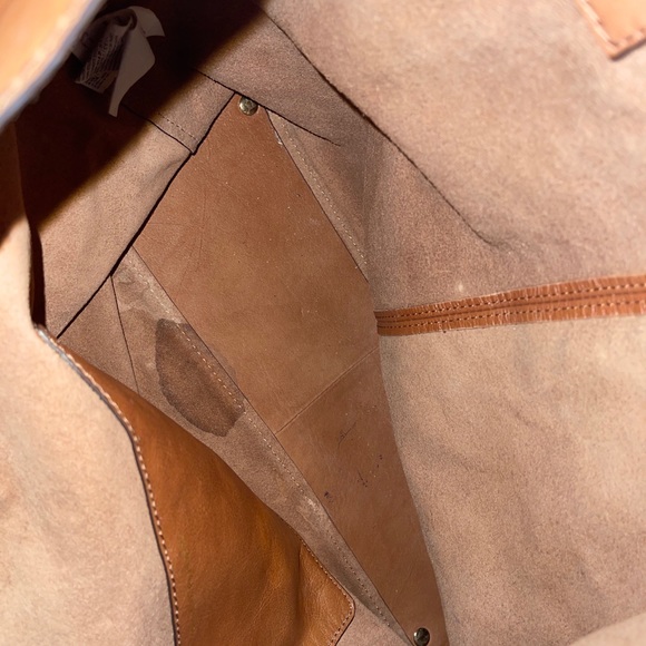 Banana Republic Purse - Picture 5 of 5